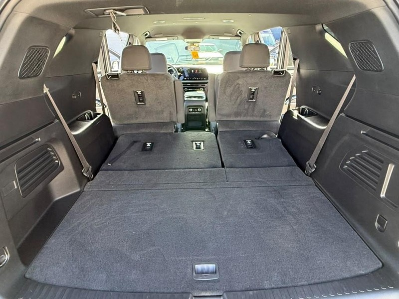 Chevrolet Traverse Vehicle Full-screen Gallery Image 17