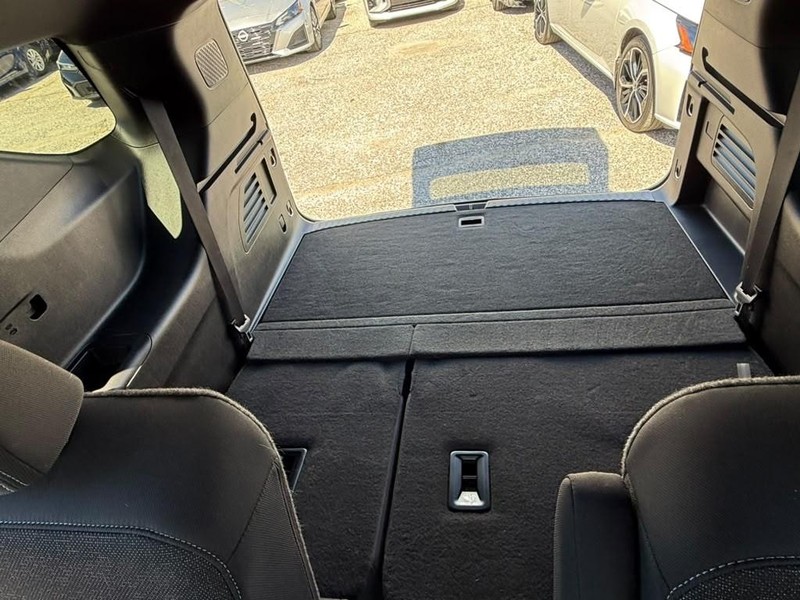 Chevrolet Traverse Vehicle Full-screen Gallery Image 20