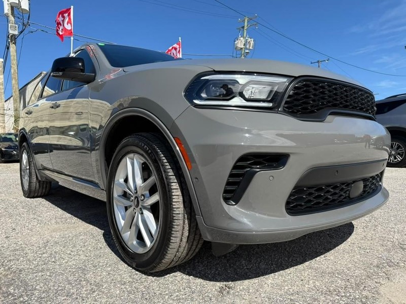 Dodge Durango Vehicle Full-screen Gallery Image 6