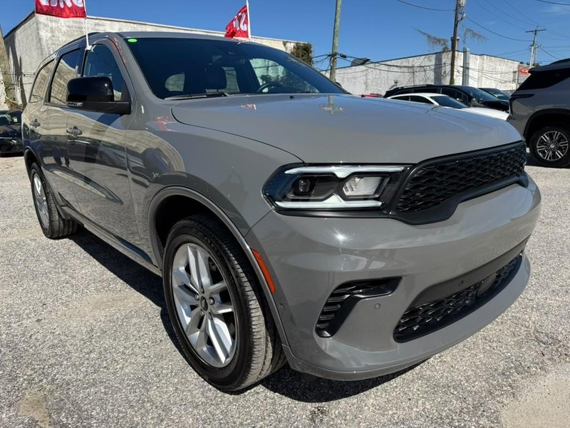 Dodge Durango Vehicle Full-screen Gallery Image 8