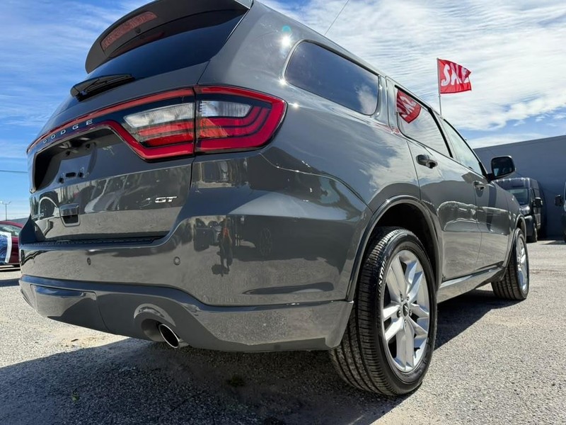 Dodge Durango Vehicle Full-screen Gallery Image 10