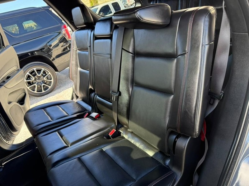 Dodge Durango Vehicle Full-screen Gallery Image 21
