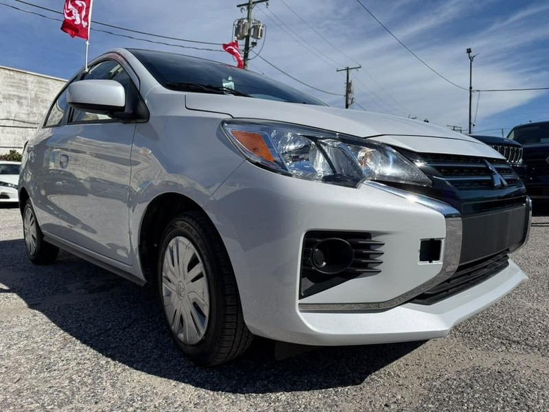 Mitsubishi Mirage Vehicle Full-screen Gallery Image 5