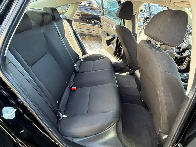 Honda Civic Sedan Vehicle Full-screen Gallery Image 17