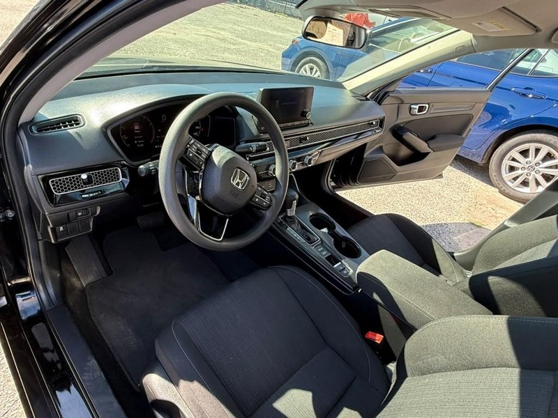 Honda Civic Sedan Vehicle Full-screen Gallery Image 21