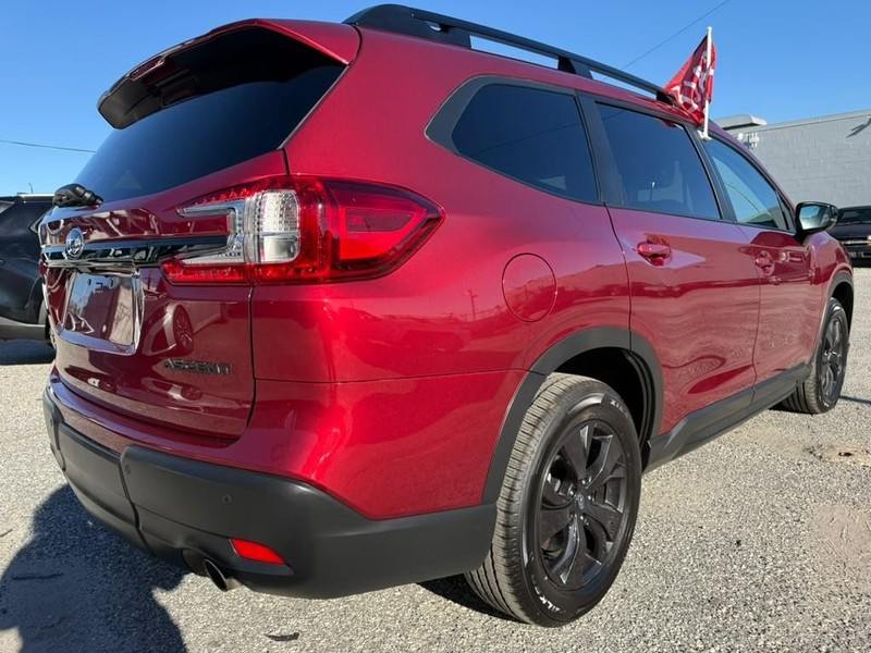 Subaru Ascent Vehicle Full-screen Gallery Image 7