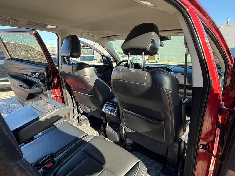 Subaru Ascent Vehicle Full-screen Gallery Image 14