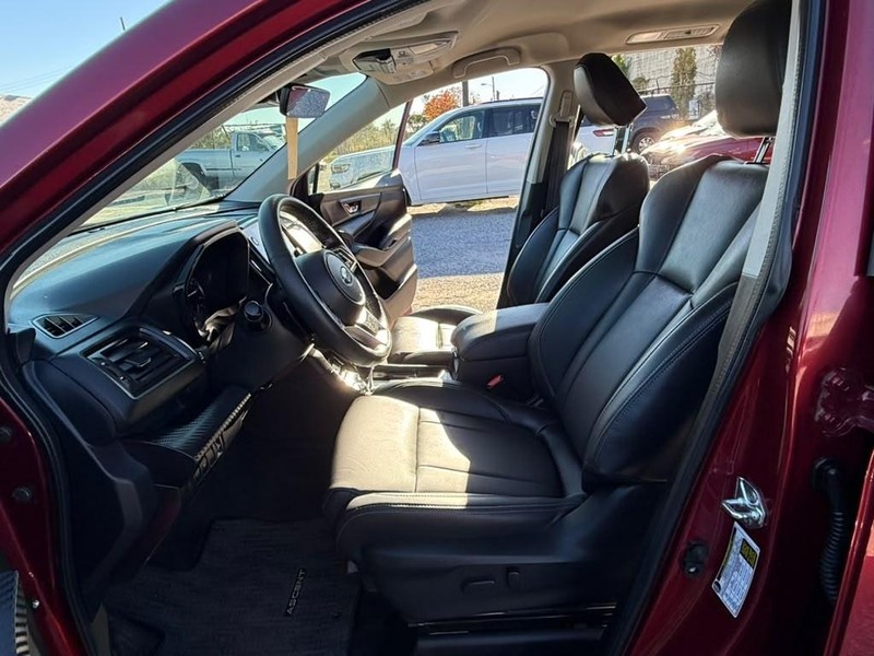 Subaru Ascent Vehicle Full-screen Gallery Image 26