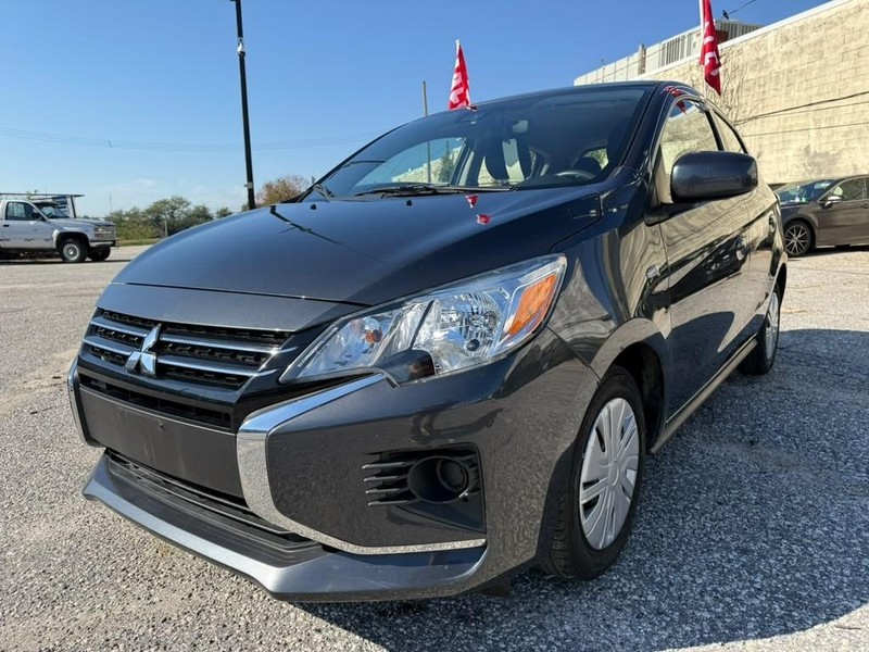 Mitsubishi Mirage Vehicle Full-screen Gallery Image 2