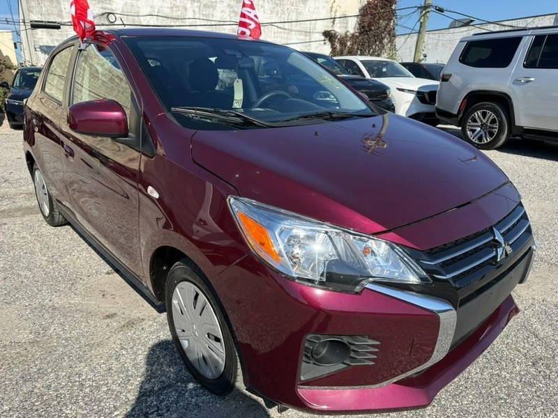 Mitsubishi Mirage Vehicle Full-screen Gallery Image 4