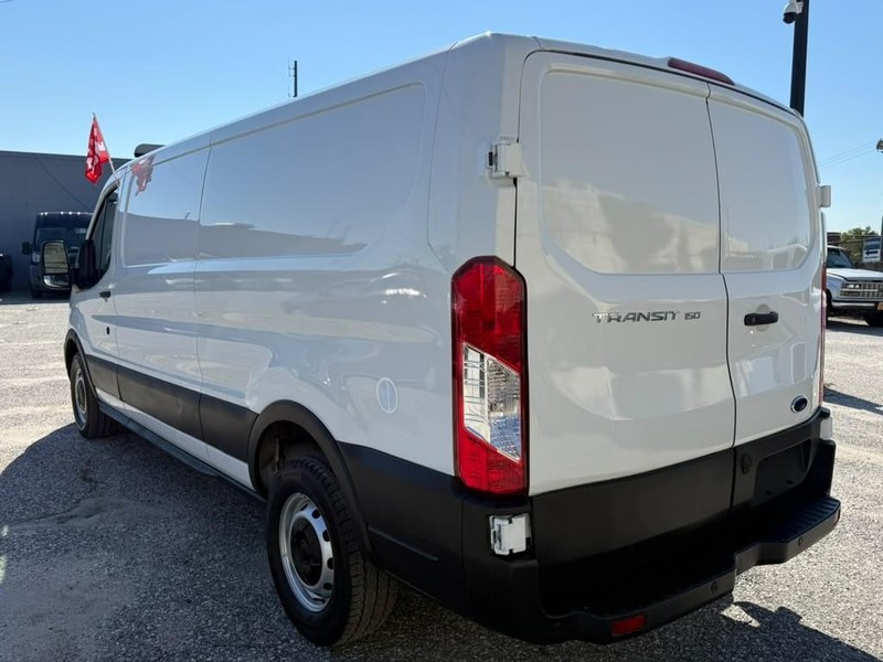 Ford Transit Cargo Van Vehicle Full-screen Gallery Image 8