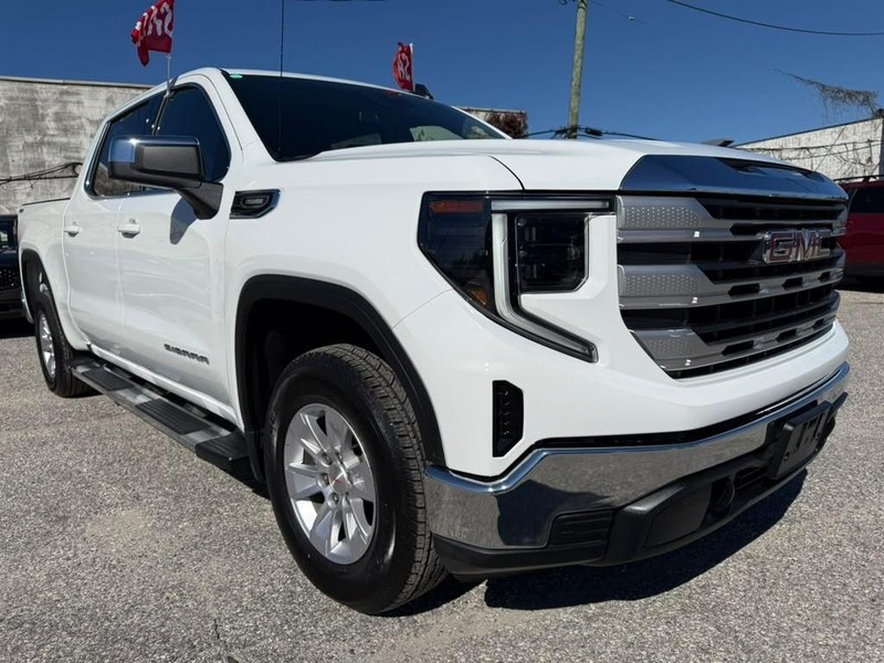 GMC Sierra 1500 Vehicle Full-screen Gallery Image 6
