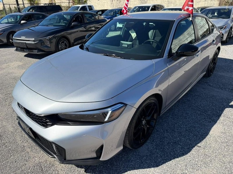 Honda Civic Sedan Vehicle Full-screen Gallery Image 8