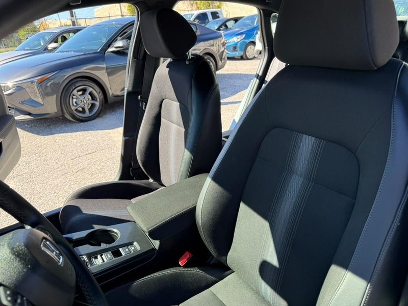 Honda Civic Sedan Vehicle Full-screen Gallery Image 20