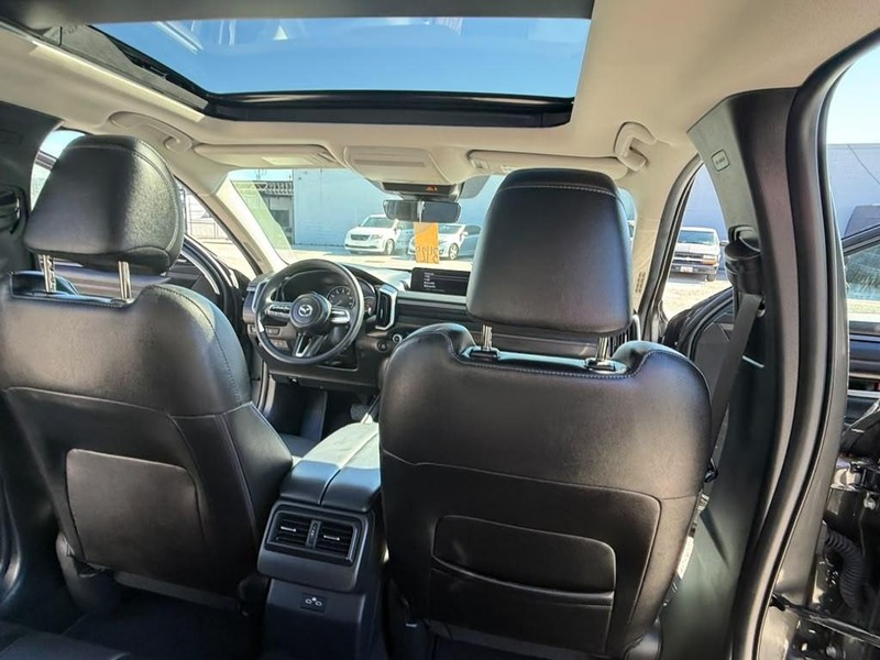 Mazda CX-50 Vehicle Full-screen Gallery Image 14