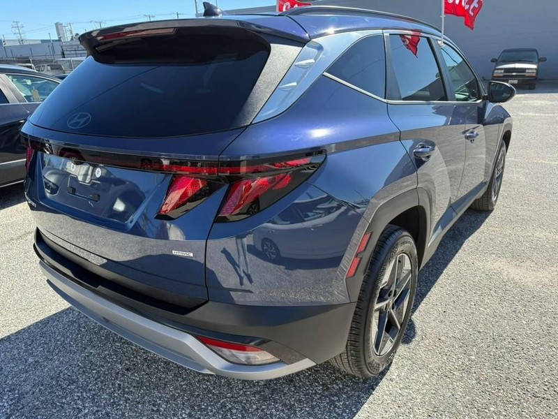 Hyundai Tucson Vehicle Full-screen Gallery Image 7