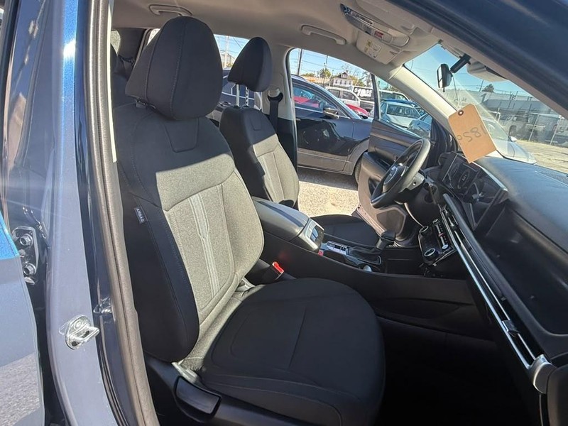Hyundai Tucson Vehicle Full-screen Gallery Image 22