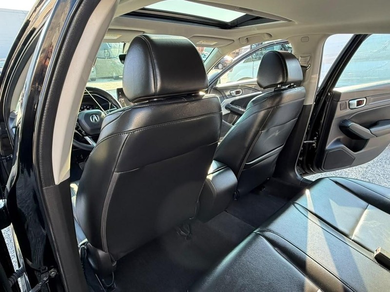 Acura Integra Vehicle Full-screen Gallery Image 12