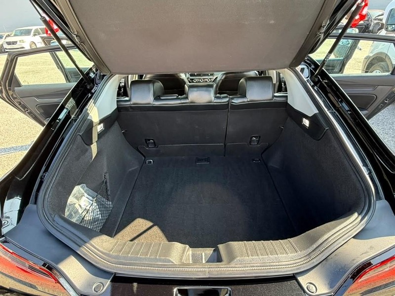 Acura Integra Vehicle Full-screen Gallery Image 13