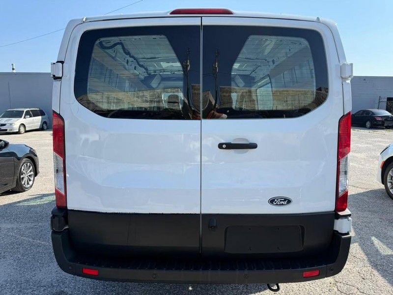 Ford Transit Cargo Van Vehicle Full-screen Gallery Image 5