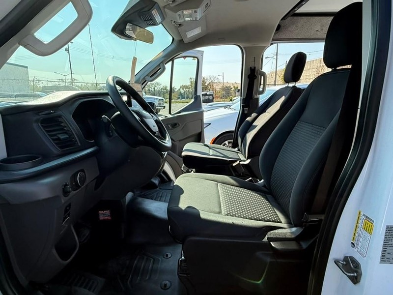 Ford Transit Cargo Van Vehicle Full-screen Gallery Image 13
