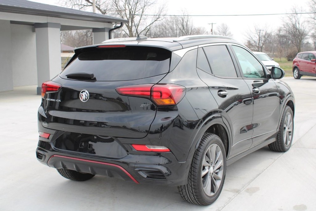 Buick Encore GX Vehicle Full-screen Gallery Image 4