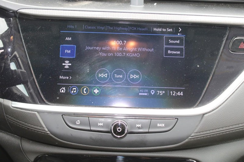 Buick Encore GX Vehicle Full-screen Gallery Image 15