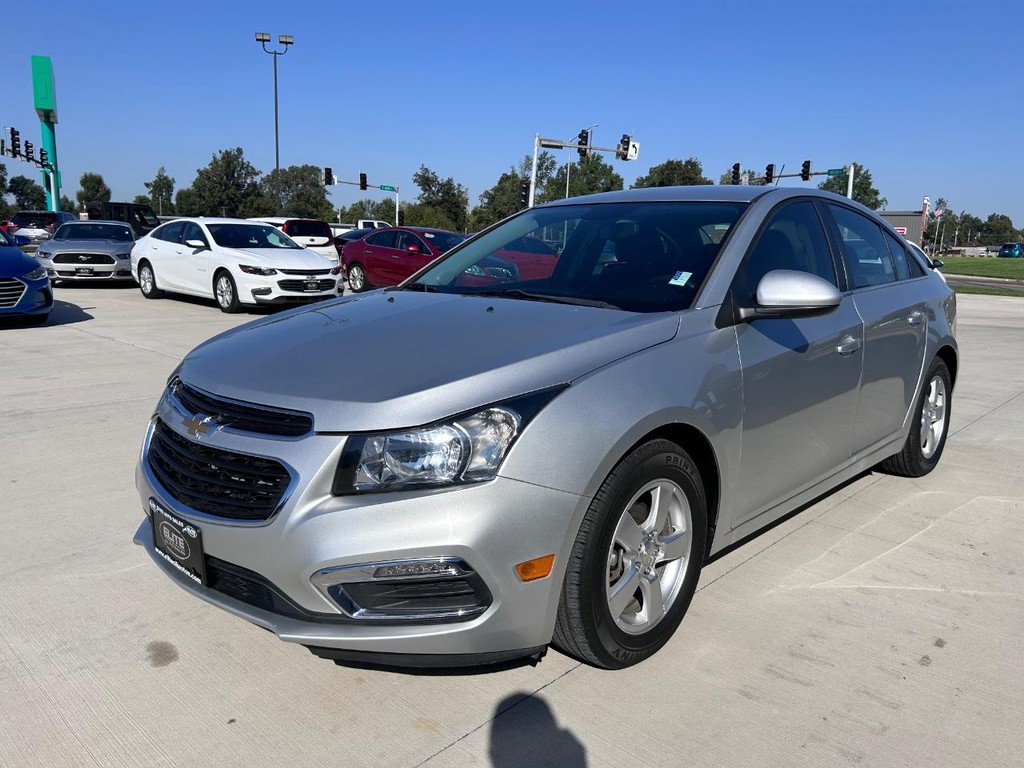 Chevrolet Cruze Vehicle Full-screen Gallery Image 7