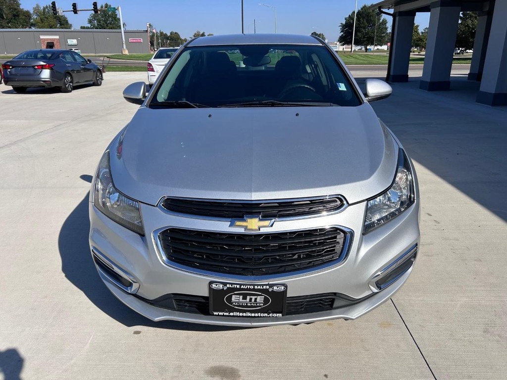 Chevrolet Cruze Vehicle Full-screen Gallery Image 8