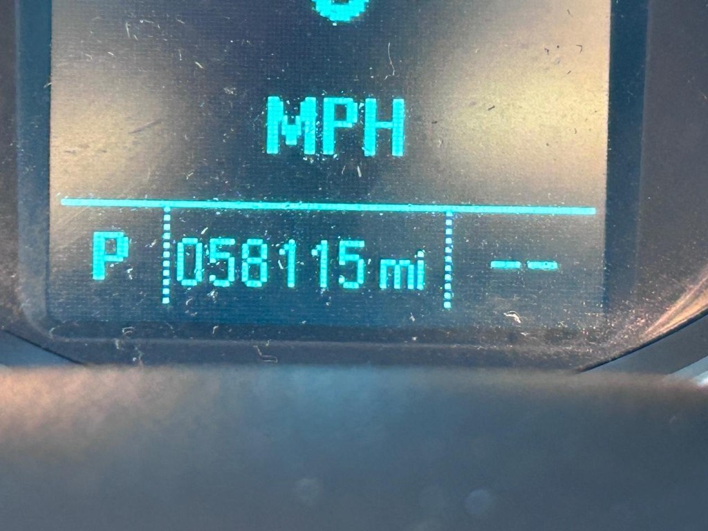 Chevrolet Cruze Vehicle Full-screen Gallery Image 20