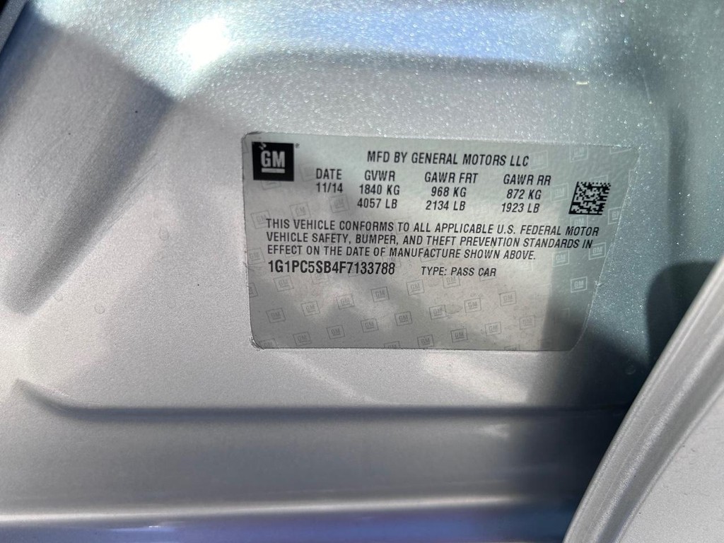 Chevrolet Cruze Vehicle Full-screen Gallery Image 21