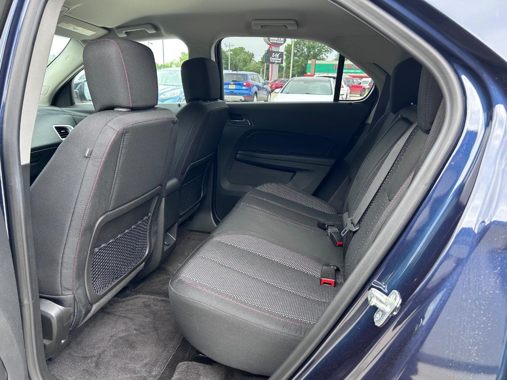 Chevrolet Equinox Vehicle Full-screen Gallery Image 07