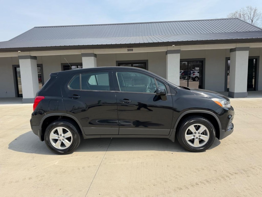 Chevrolet Trax Vehicle Full-screen Gallery Image 2