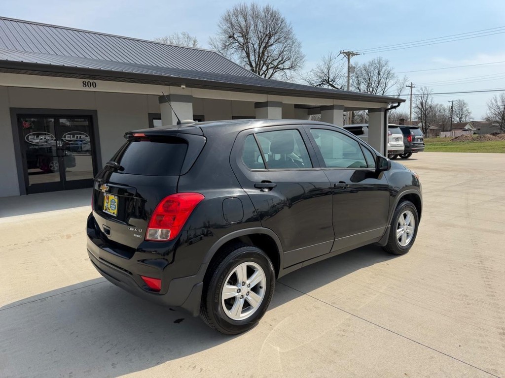 Chevrolet Trax Vehicle Full-screen Gallery Image 3