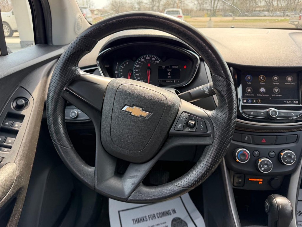 Chevrolet Trax Vehicle Full-screen Gallery Image 9