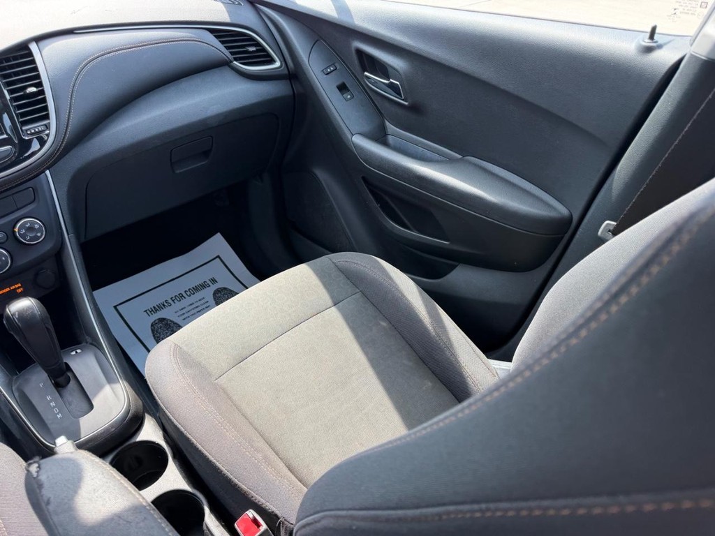 Chevrolet Trax Vehicle Full-screen Gallery Image 14