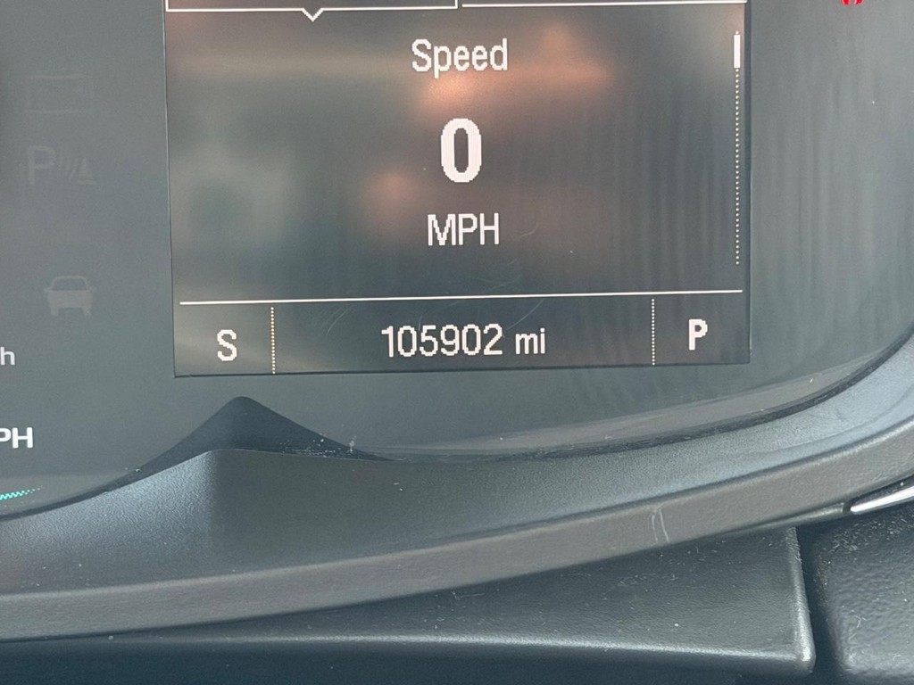 Chevrolet Trax Vehicle Full-screen Gallery Image 17