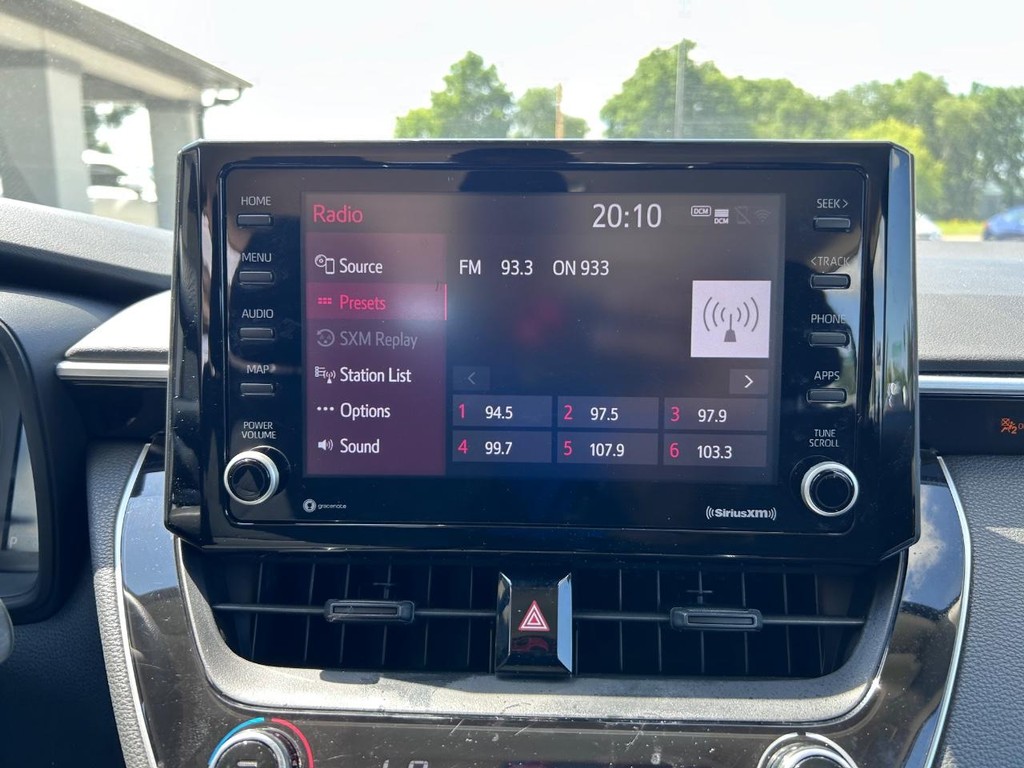 Toyota Corolla Vehicle Full-screen Gallery Image 14