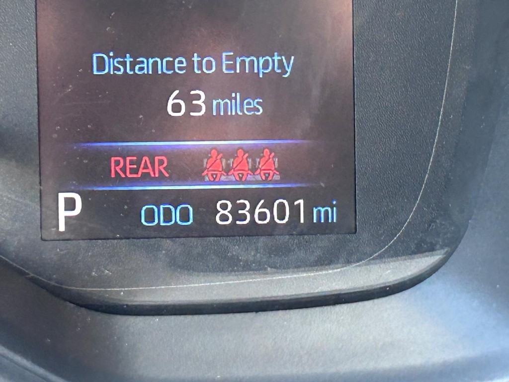 Toyota Corolla Vehicle Full-screen Gallery Image 20