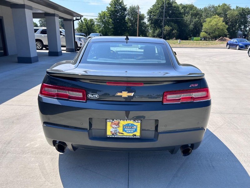 Chevrolet Camaro Vehicle Full-screen Gallery Image 4