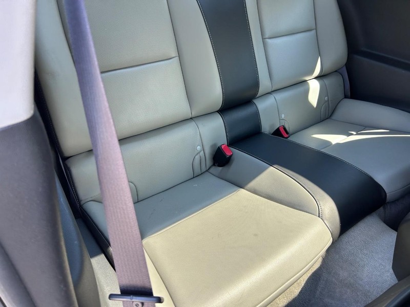 Chevrolet Camaro Vehicle Full-screen Gallery Image 7