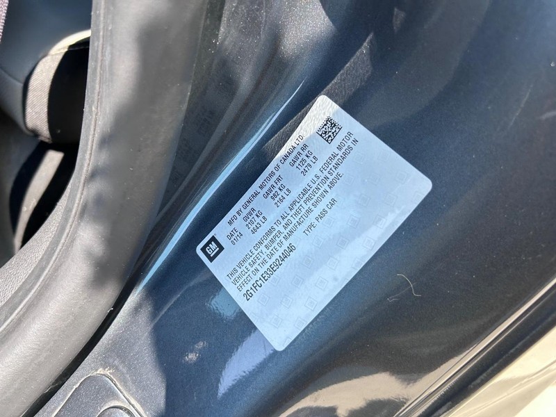 Chevrolet Camaro Vehicle Full-screen Gallery Image 21