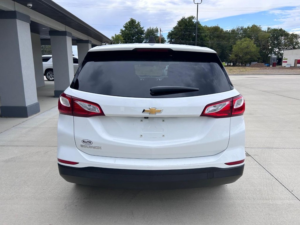 Chevrolet Equinox Vehicle Full-screen Gallery Image 4