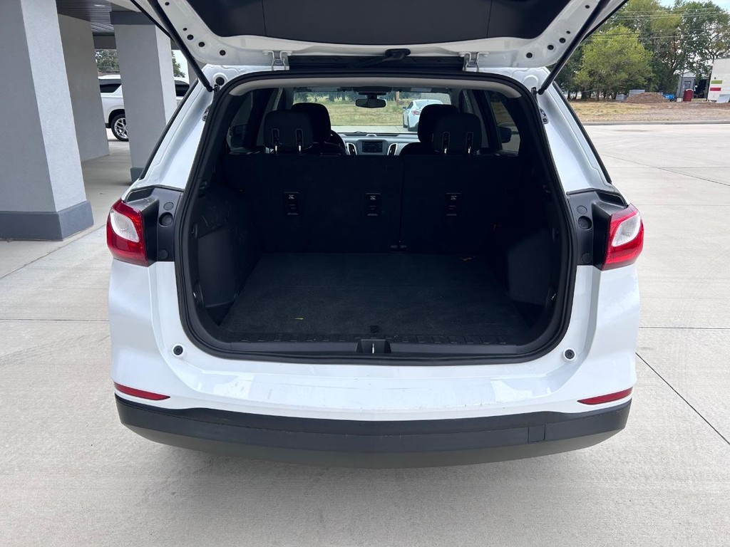 Chevrolet Equinox Vehicle Full-screen Gallery Image 5