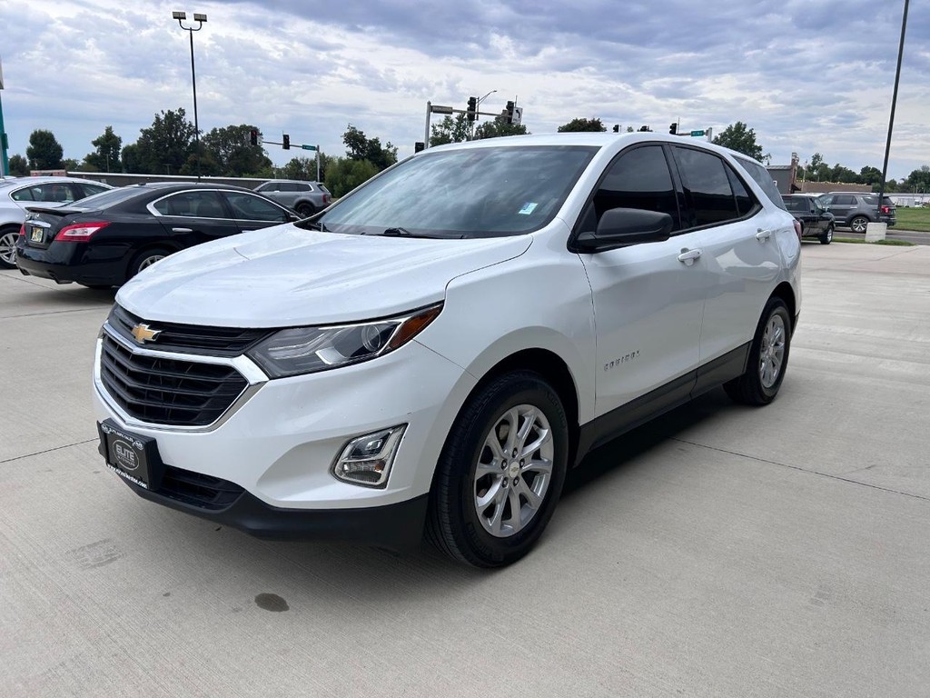 Chevrolet Equinox Vehicle Full-screen Gallery Image 7