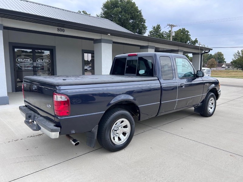 Ford Ranger Vehicle Full-screen Gallery Image 3