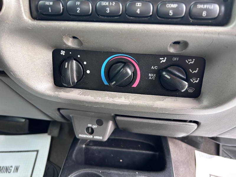 Ford Ranger Vehicle Full-screen Gallery Image 15