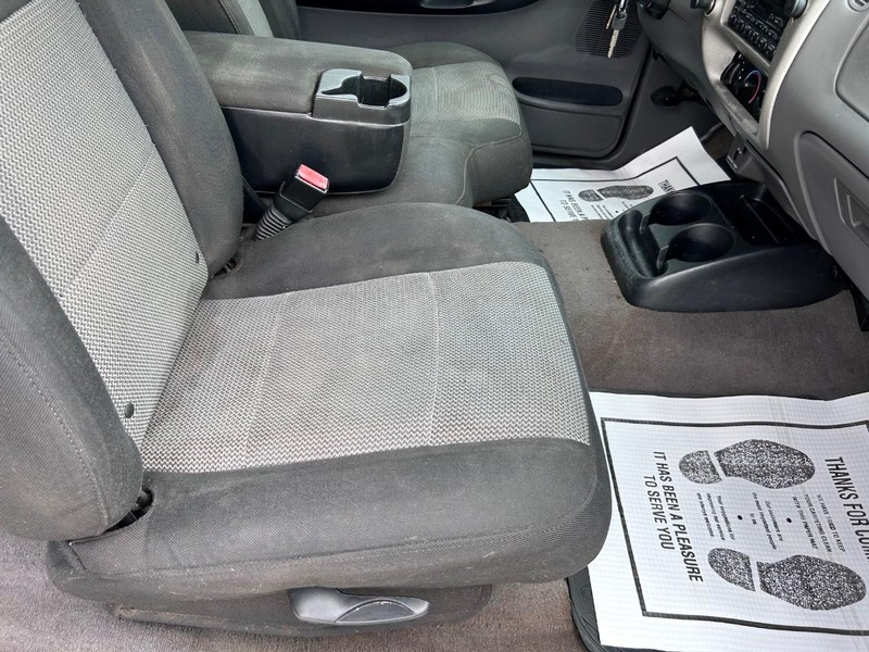 Ford Ranger Vehicle Full-screen Gallery Image 16