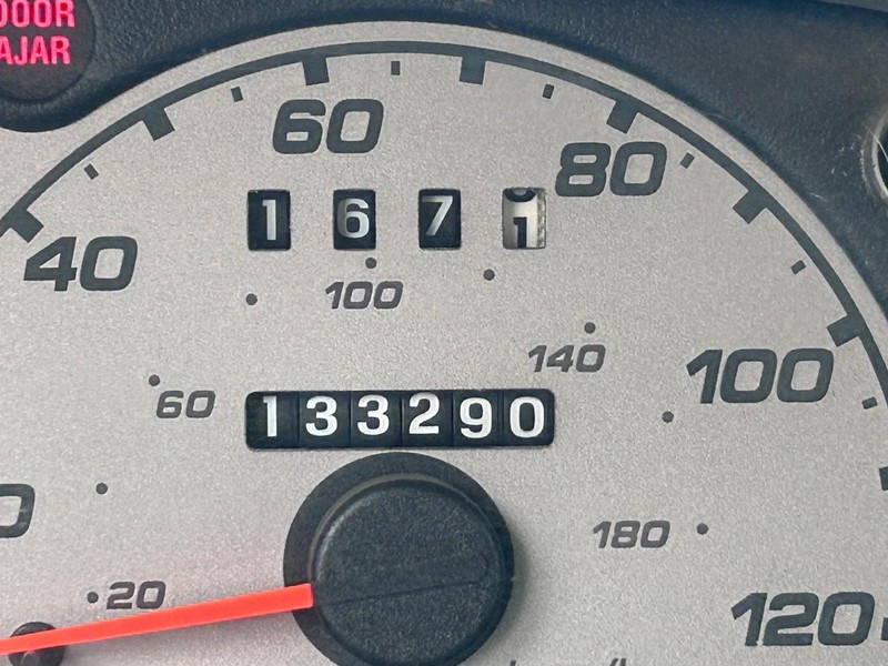 Ford Ranger Vehicle Full-screen Gallery Image 19