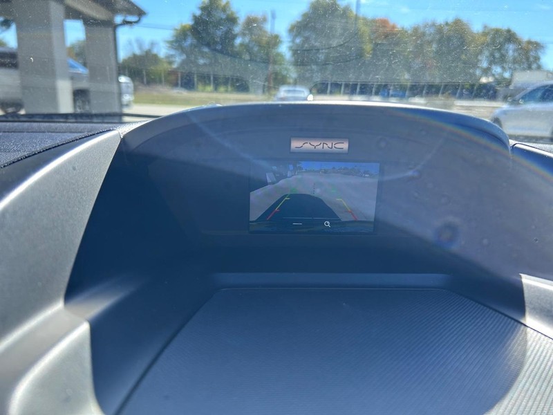 Ford Escape Vehicle Full-screen Gallery Image 20